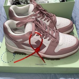 Virgil Abloh out of office sneaker Off White